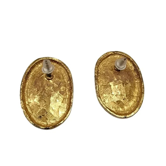 Vintage Oval Shaped Stud Earrings Gold Tone - Picture 2 of 2